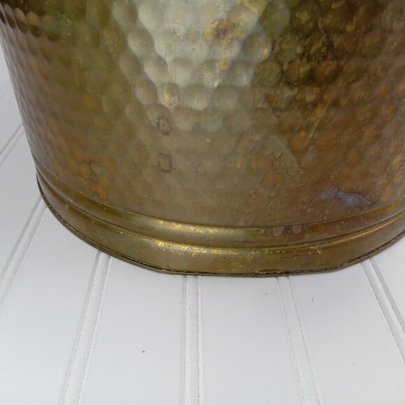 Large Brass Planter Hammered Gold Trash Can 10 x 12.5 MCM Patina Vtg Flower Pot - Picture 5 of 12